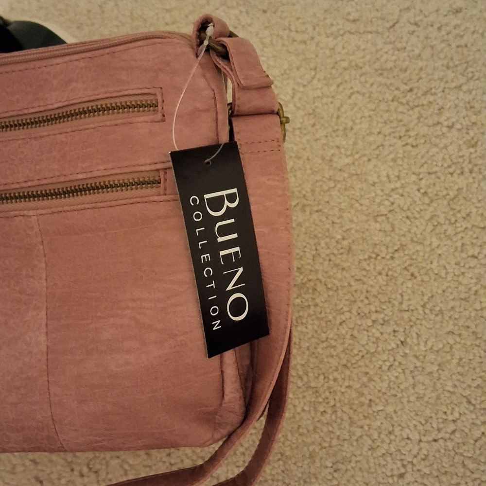 Bueno Collection, NWT, Woman's Hand/Cross Body Bag - Picture 3 of 9